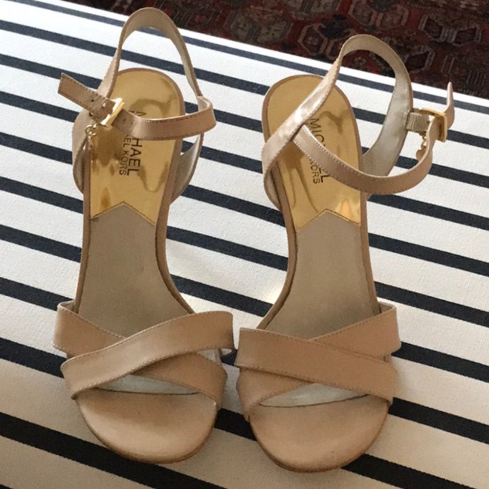 Michel Kors heels beige - cream size 9.5 M